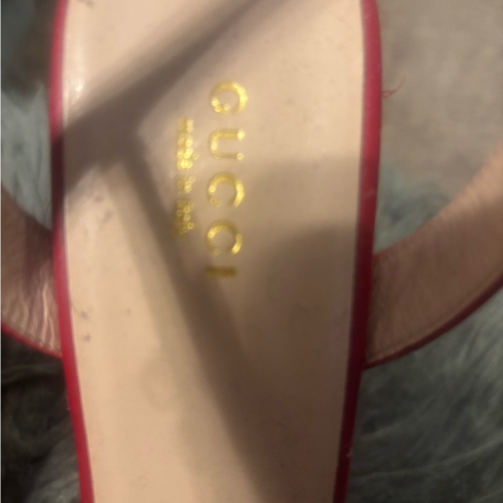 Red Gucci is wedges - Picture 2 of 5
